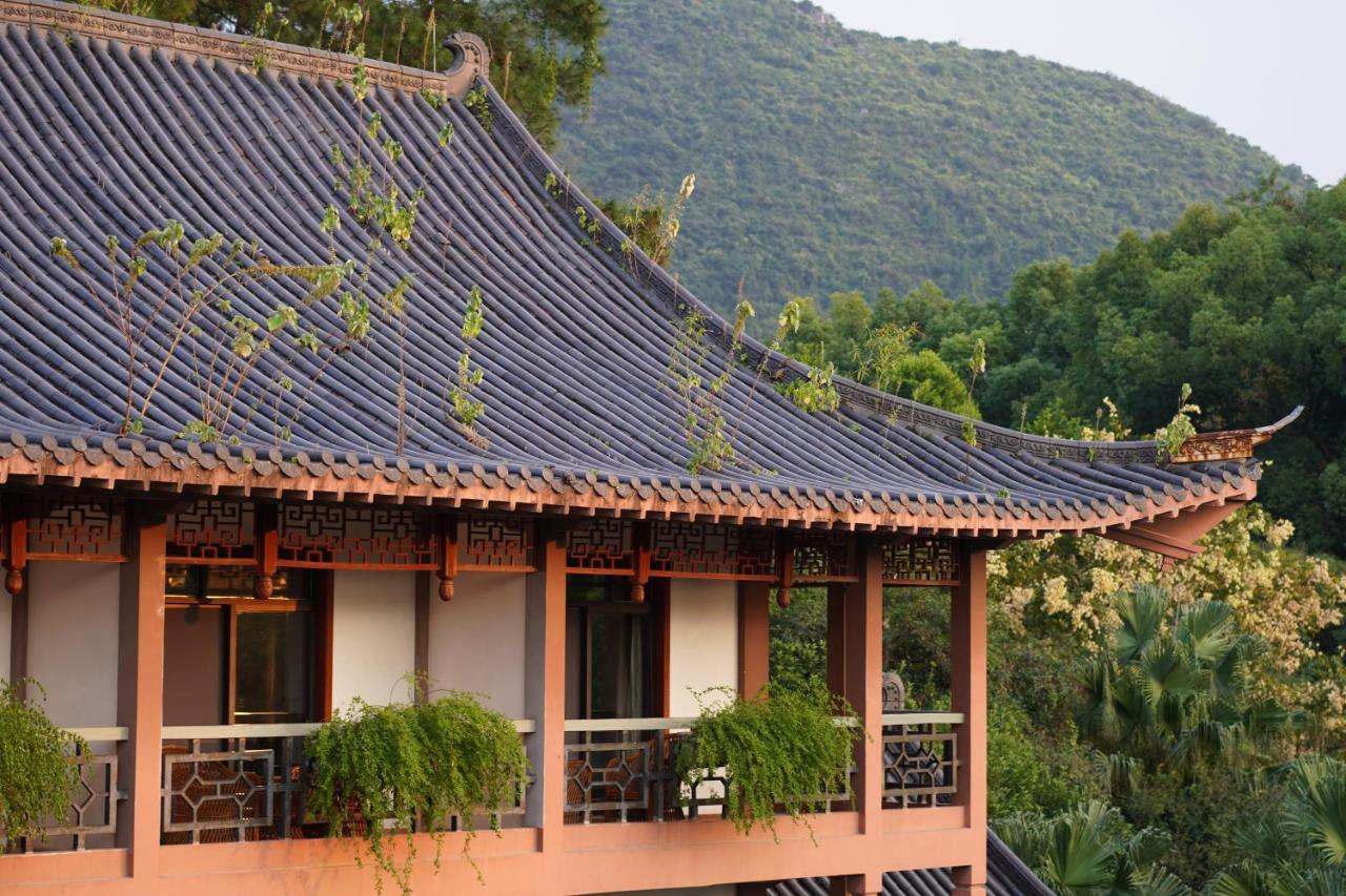 Guilin Yi Characteristic Hotel Coltd מראה חיצוני תמונה