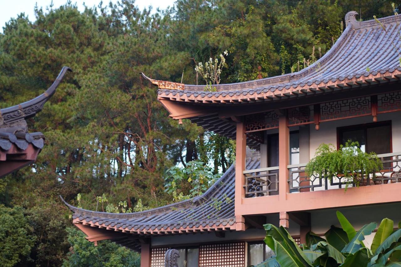 Guilin Yi Characteristic Hotel Coltd מראה חיצוני תמונה