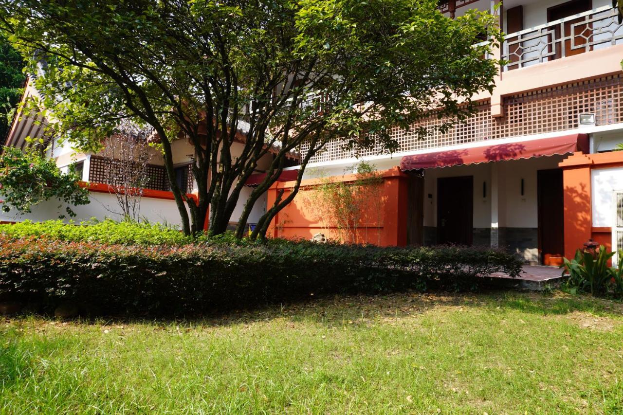 Guilin Yi Characteristic Hotel Coltd מראה חיצוני תמונה