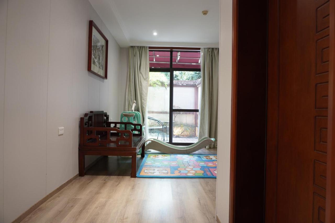 Guilin Yi Characteristic Hotel Coltd מראה חיצוני תמונה