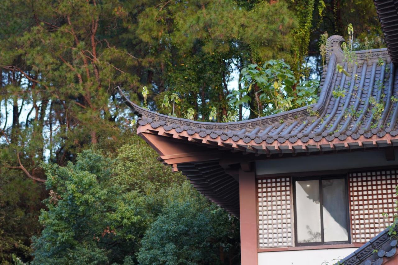 Guilin Yi Characteristic Hotel Coltd מראה חיצוני תמונה