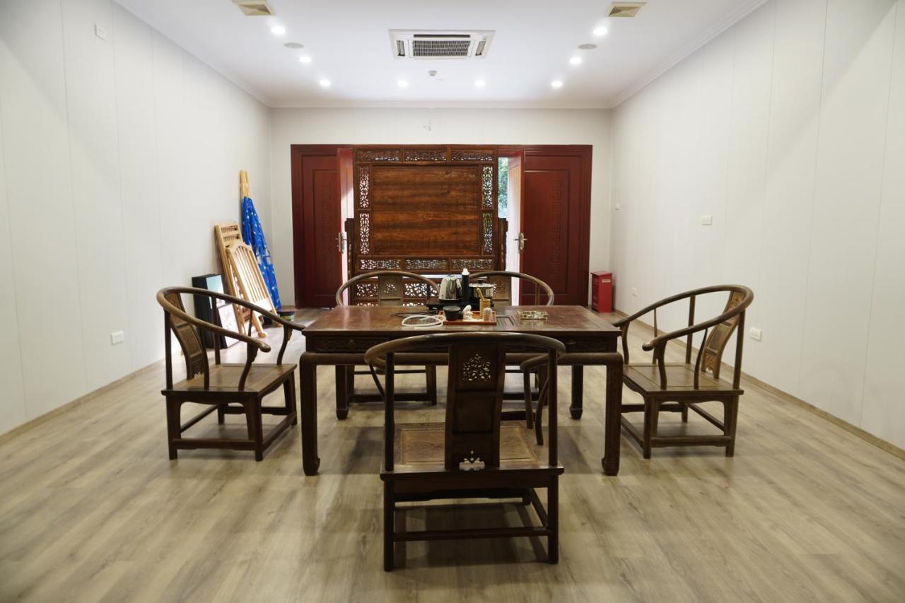 Guilin Yi Characteristic Hotel Coltd מראה חיצוני תמונה