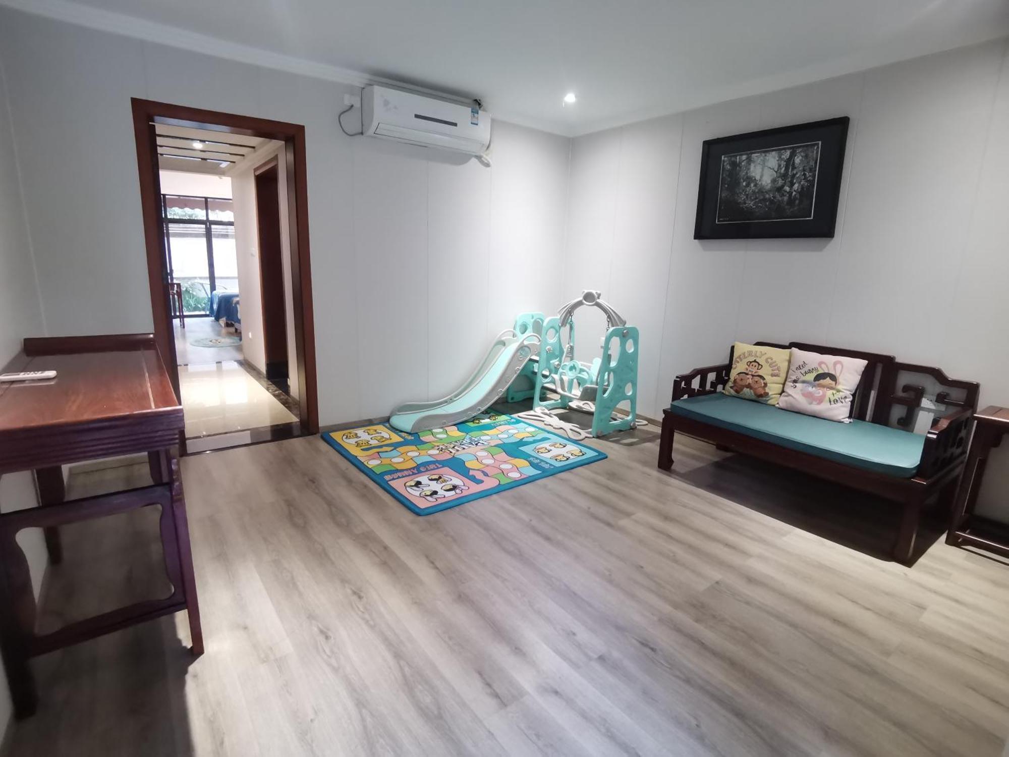Guilin Yi Characteristic Hotel Coltd מראה חיצוני תמונה