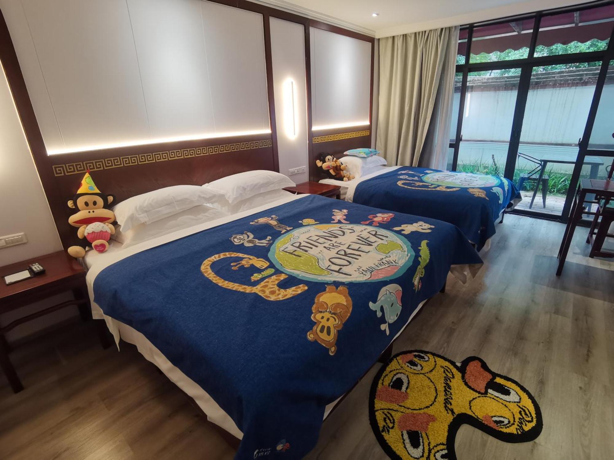 Guilin Yi Characteristic Hotel Coltd מראה חיצוני תמונה