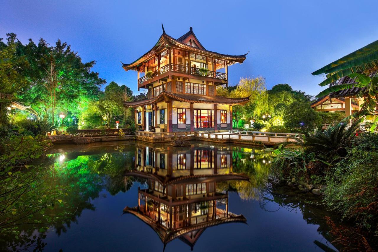 Guilin Yi Characteristic Hotel Coltd מראה חיצוני תמונה